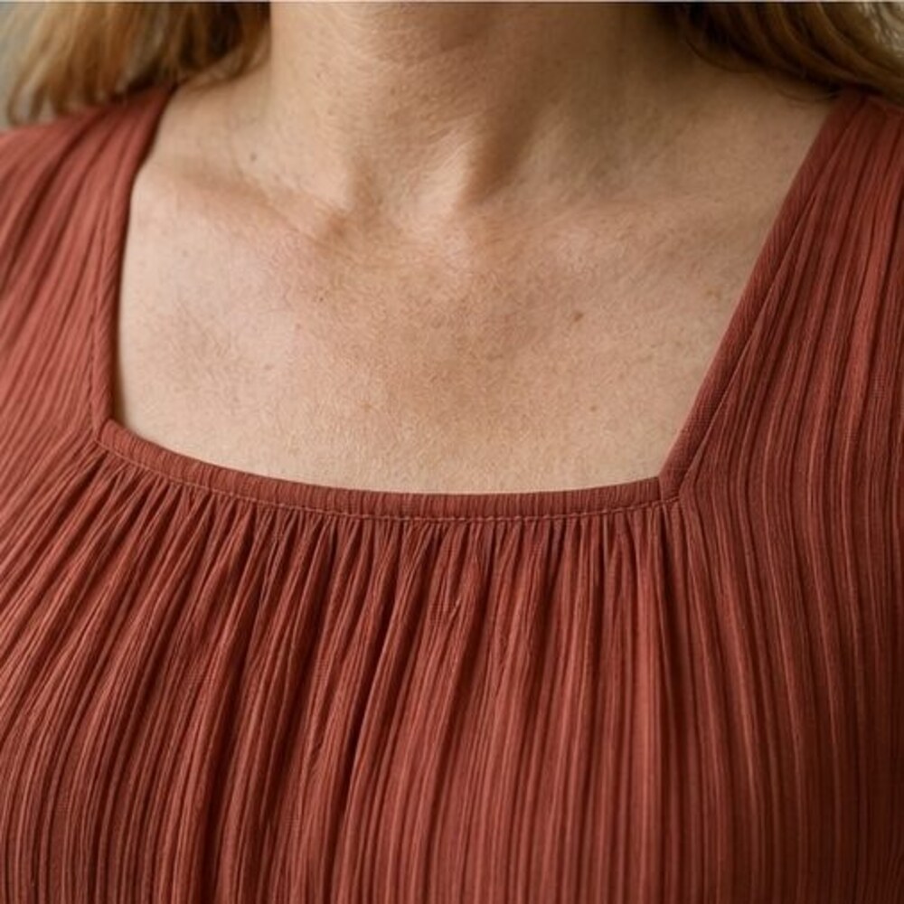 Rust Pleated Blouse - Picture 4 of 6